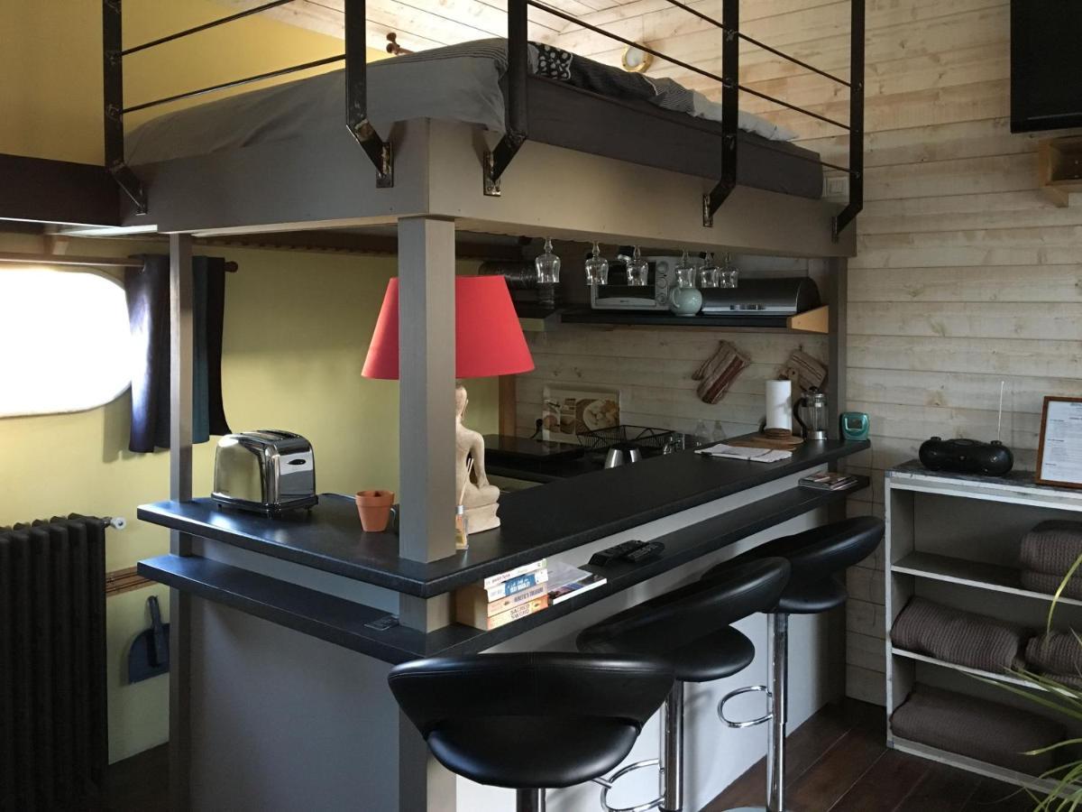 Boat For Guest Hotel Issy-les-Moulineaux Room photo
